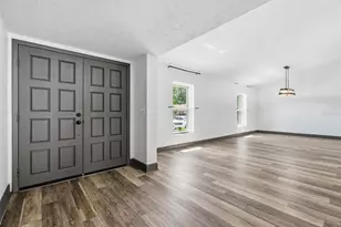 4110 Helene Pl, Valrico, FL 33594 - Photo 7