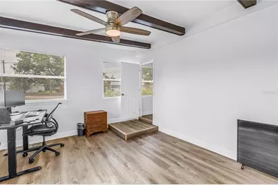 7599 Meadowlawn Drive N, Saint Petersburg, FL 33702 - Photo 19