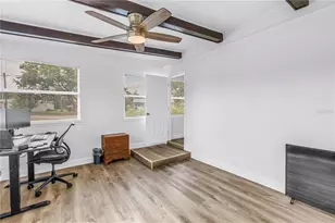 7599 Meadowlawn Dr N, Saint Petersburg, FL 33702 - Photo 19