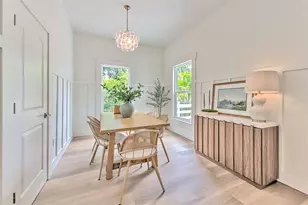 808 7th St N, Saint Petersburg, FL 33701 - Photo 11