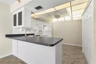 1655 S Highland Ave, Clearwater, FL 33756 - Photo 21