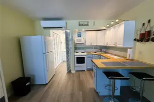 11440 1st St E, Treasure Island, FL 33706 - Photo 11