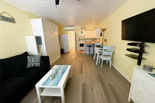 11440 1st St E, Treasure Island, FL 33706 - Photo 7