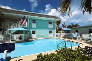11440 1st St E, Treasure Island, FL 33706 - Photo 17