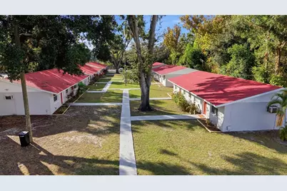 11733 N 12th Street #E, Tampa, FL 33612 - Photo 25