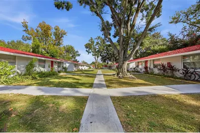 11733 N 12th Street #E, Tampa, FL 33612 - Photo 19