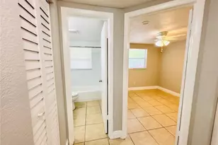 11733 N 12th St, Tampa, FL 33612 - Photo 9