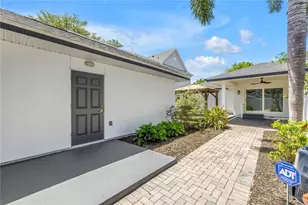 348 11th Ave NE, Saint Petersburg, FL 33701 - Photo 27