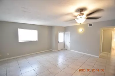 8720 Flame Vine Avenue, Seminole, FL 33777 - Photo 3