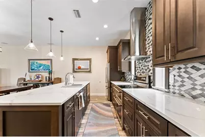 4910 W McElroy Avenue #6, Tampa, FL 33611 - Photo 5