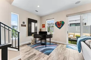 4910 W McElroy Ave, Tampa, FL 33611 - Photo 25