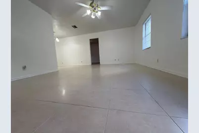 2209 Boxwood Way, Brandon, FL 33511 - Photo 3