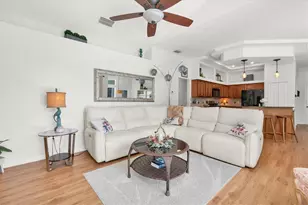 9209 Woodbay Dr, Tampa, FL 33626 - Photo 11