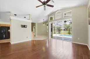 11312 Lark Sparrow Rd, Weeki Wachee, FL 34614 - Photo 9