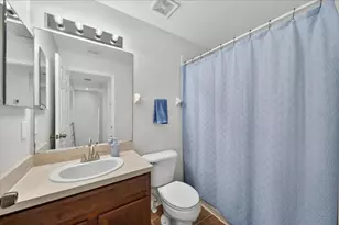 11607 Colony Lake Dr, Tampa, FL 33635 - Photo 31