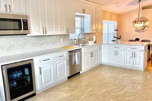 31352 Golden Gate Dr, Wesley Chapel, FL 33545 - Photo 5