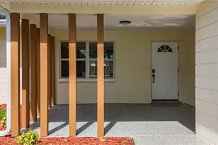 4101 Shore Acres Blvd NE, Saint Petersburg, FL 33703 - Photo 5