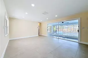 4101 Shore Acres Blvd NE, Saint Petersburg, FL 33703 - Photo 13