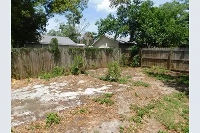 8412 N Seminole Avenue, Tampa, FL 33604 - Photo 11