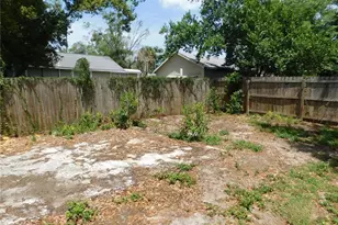 8412 N Seminole Ave, Tampa, FL 33604 - Photo 11