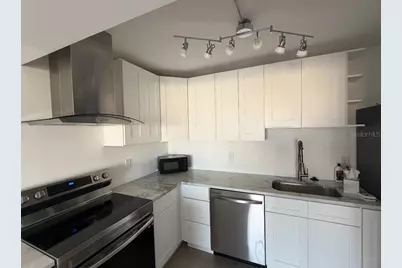 51 Island Way #807, Clearwater Beach, FL 33767 - Photo 3