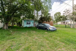 5323 Circle Dr, Weeki Wachee, FL 34607 - Photo 39