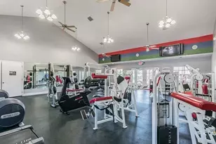 184 Pompano Dr SE, Saint Petersburg, FL 33705 - Photo 49