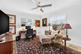 1065 Eden Isle Blvd NE, Saint Petersburg, FL 33704 - Photo 19