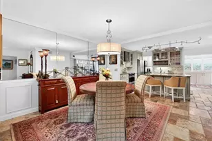 1065 Eden Isle Blvd NE, Saint Petersburg, FL 33704 - Photo 17