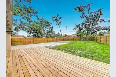 2335 Murilla Way S, Saint Petersburg, FL 33712 - Photo 29