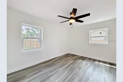2335 Murilla Way S, Saint Petersburg, FL 33712 - Photo 23