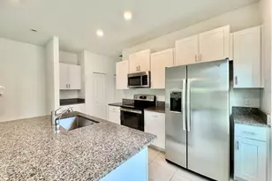 4429 Tuscan Loon Dr, Tampa, FL 33619 - Photo 13