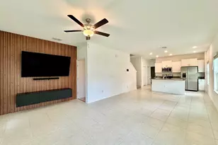 4429 Tuscan Loon Dr, Tampa, FL 33619 - Photo 5