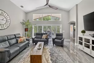 16525 Bridgewalk Dr, Lithia, FL 33547 - Photo 23
