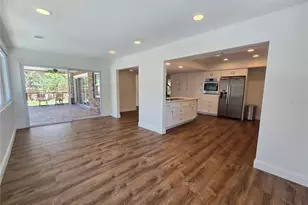 300 Cypress Creek Cir, Oldsmar, FL 34677 - Photo 9