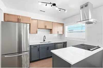 695 41st Street N, Saint Petersburg, FL 33713 - Photo 3