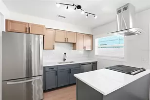 695 41st St N, Saint Petersburg, FL 33713 - Photo 3
