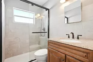695 41st St N, Saint Petersburg, FL 33713 - Photo 23