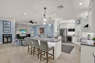 4878 W Breeze Cir, Palm Harbor, FL 34683 - Photo 5