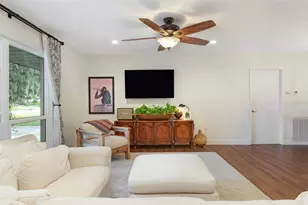 5605 78th Ave E, Palmetto, FL 34221 - Photo 5