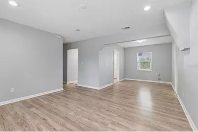 2927 Banza Street, Tampa, FL 33605 - Photo 11