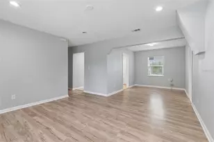 2927 Banza St, Tampa, FL 33605 - Photo 11