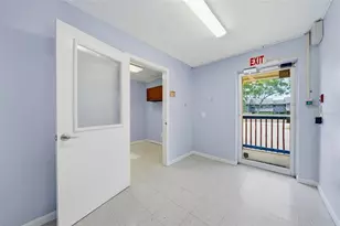 2886 Whitney Rd, Clearwater, FL 33760 - Photo 7
