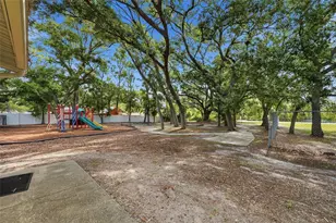 2886 Whitney Rd, Clearwater, FL 33760 - Photo 41