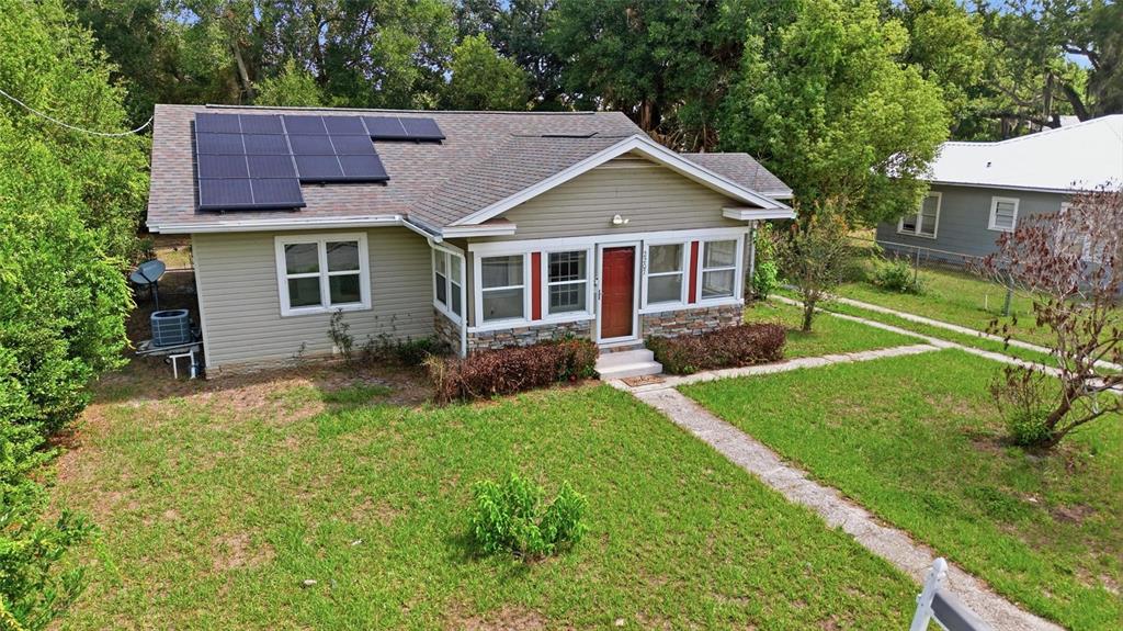 2207 Ave F NW - 2207 Ave F NW, Winter Haven, FL 33880 Luxury Property | Jose Angel Pina