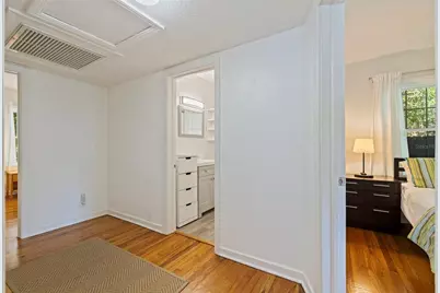 1421 21st Avenue N, Saint Petersburg, FL 33704 - Photo 23