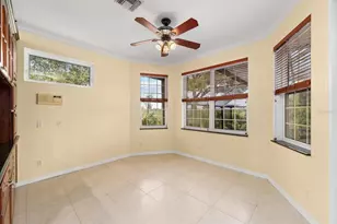 921 Point Seaside Dr, Crystal Beach, FL 34681 - Photo 43
