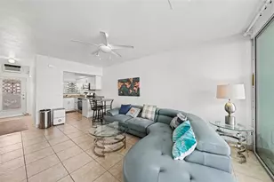 7050 Sunset Way, Saint Pete Beach, FL 33706 - Photo 9