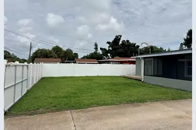 6743 Burlington Avenue N, Saint Petersburg, FL 33710 - Photo 3