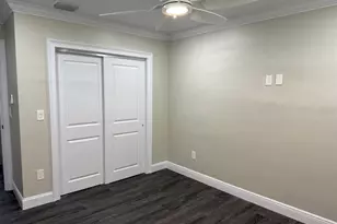 6743 Burlington Ave N, Saint Petersburg, FL 33710 - Photo 11